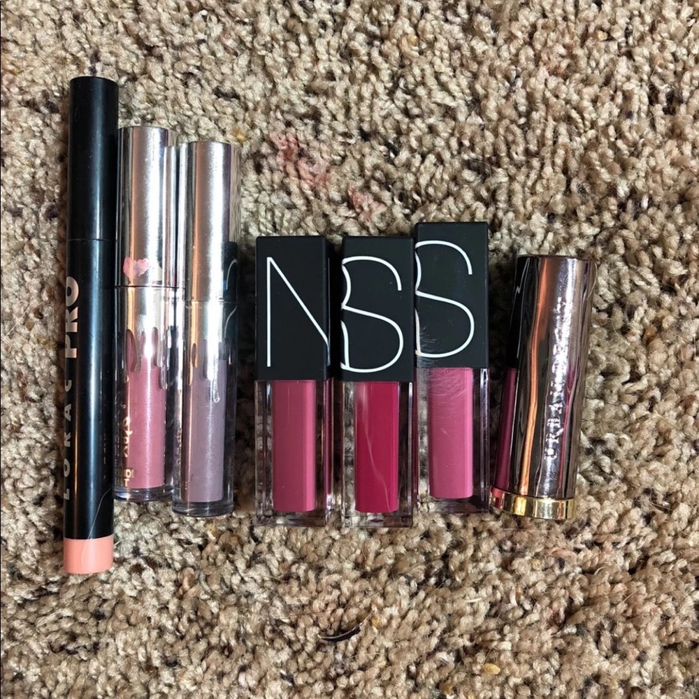 Lip bundle